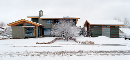 
David and Betzi Barrett of Barrett Studio Architects (www.barrettstudio.com) designed and decorated their own Colorado home.
